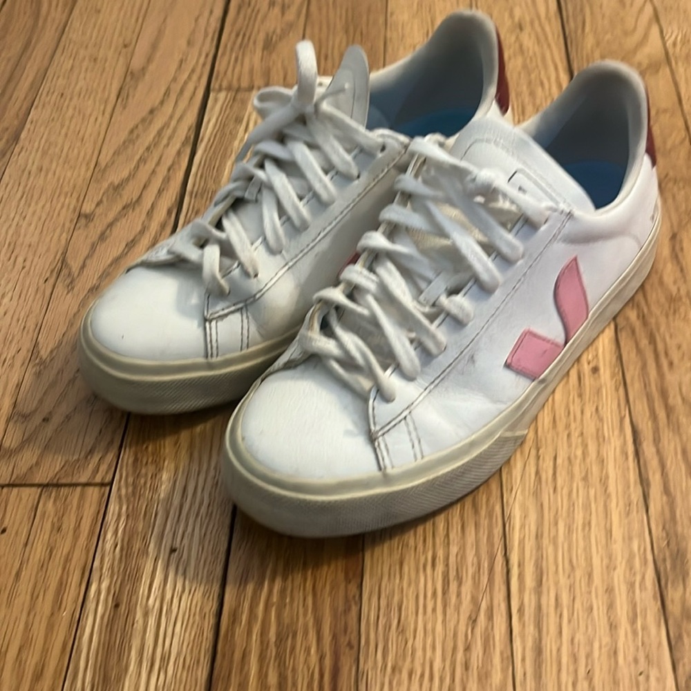 Veja Sneakers